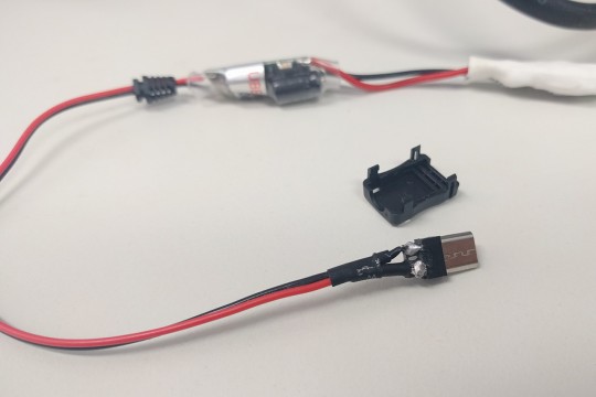 Micro-USB pins 1 and 5 connected to UBEC power converter